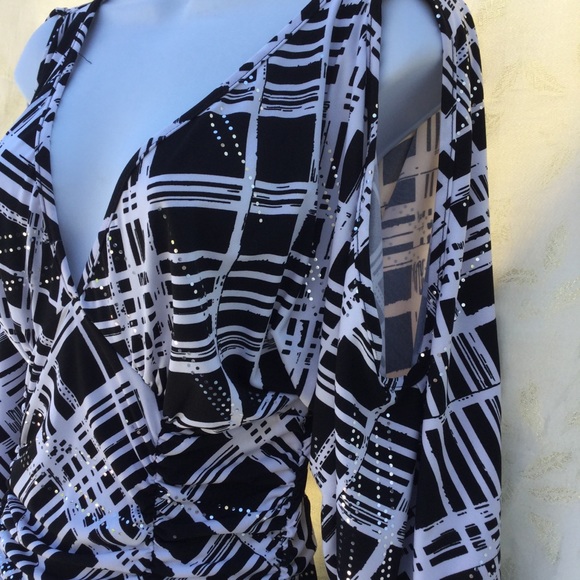 Jacaranda size large polyester/spandex embellished - Picture 7 of 8